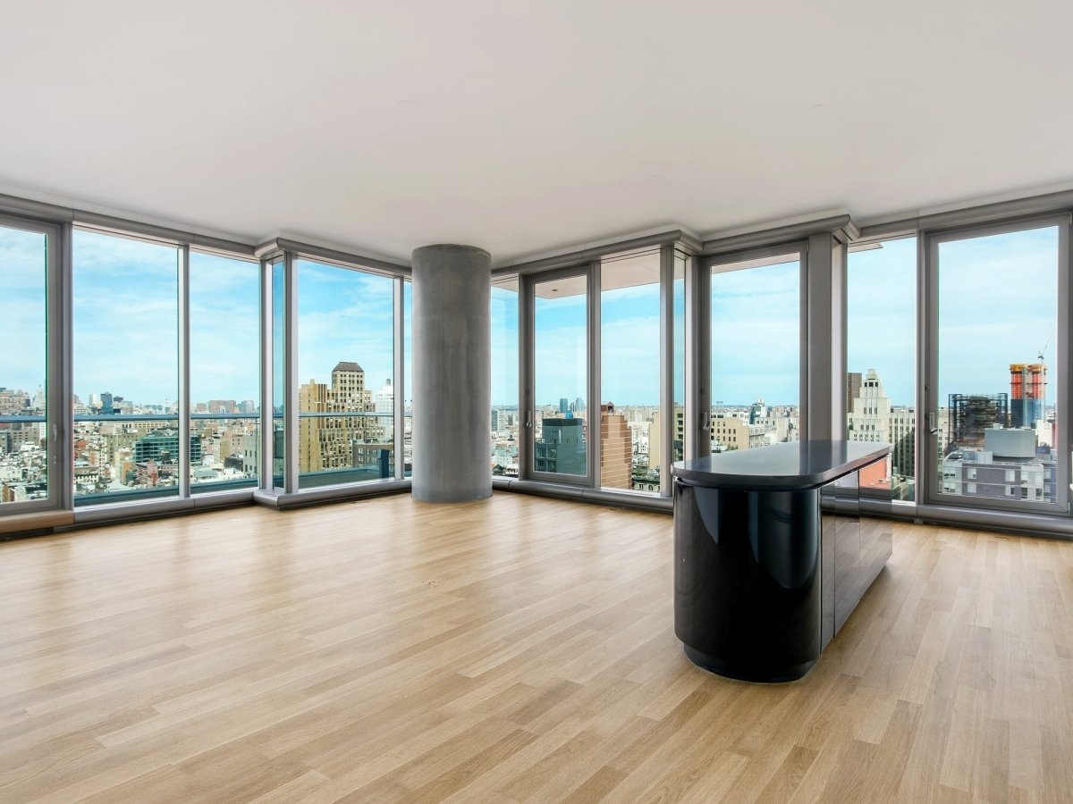 Tribeca skyline living and dining, before